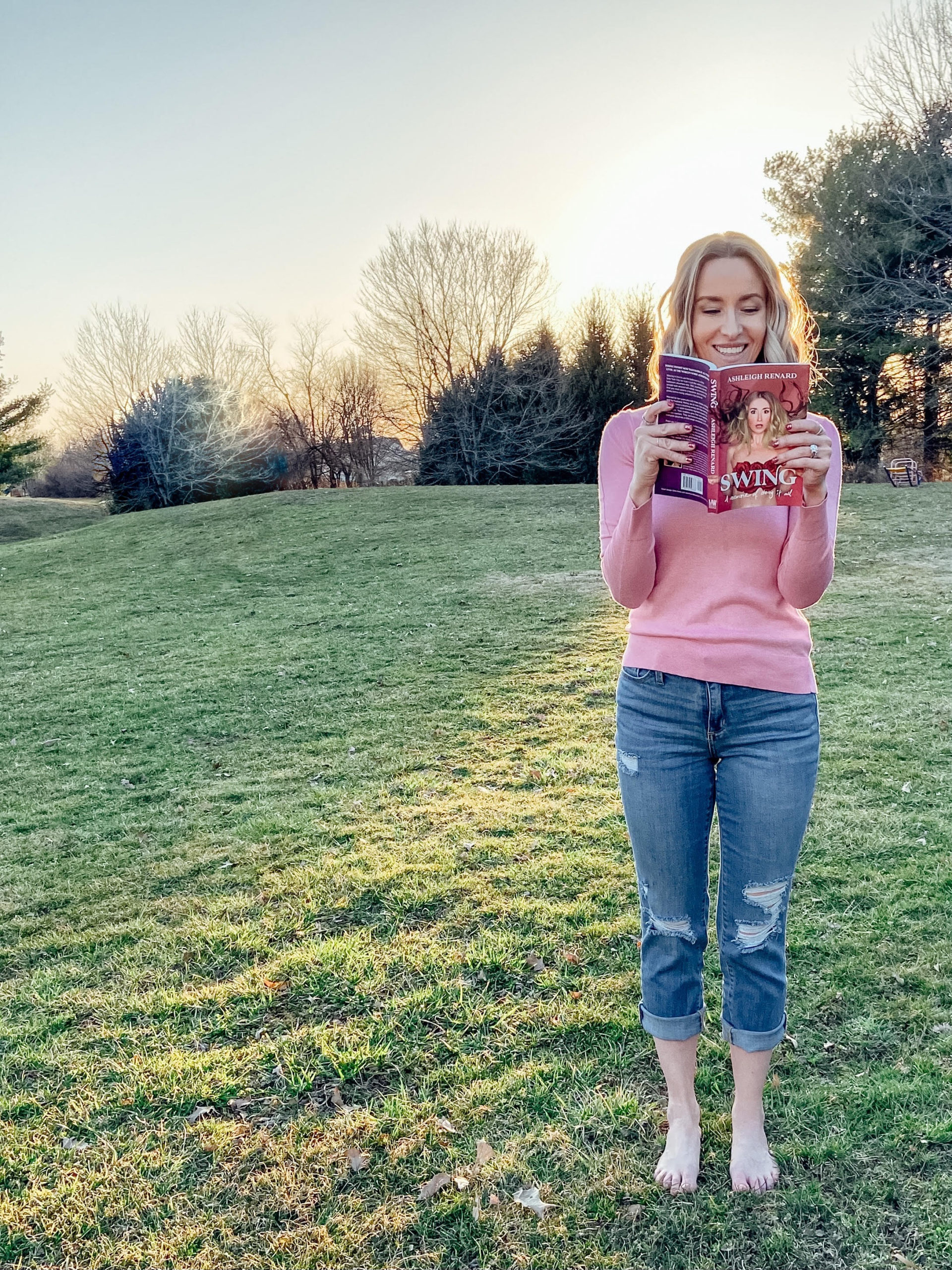 Ashley Rynard Episode #173 — Author- “Swing,” Ashleigh Renard - WhyThePodcast
